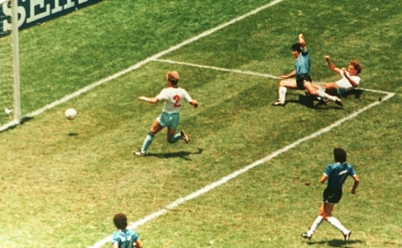 MARADONA.jpg